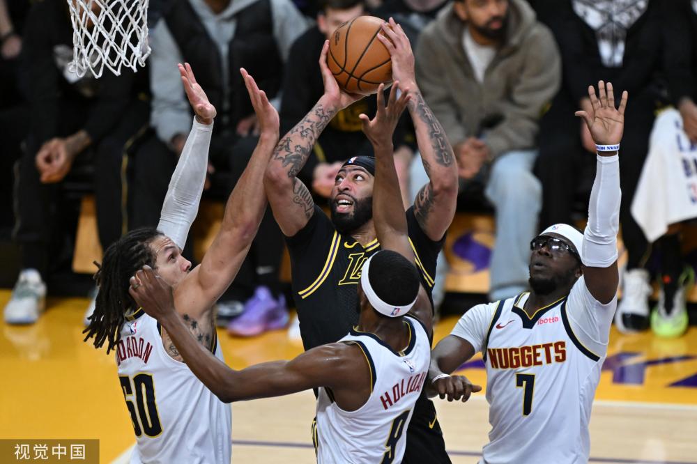 声此起彼伏 声此起彼伏